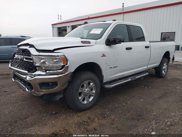 2024 RAM 2500 BIG HORN  4X4 8' BOX