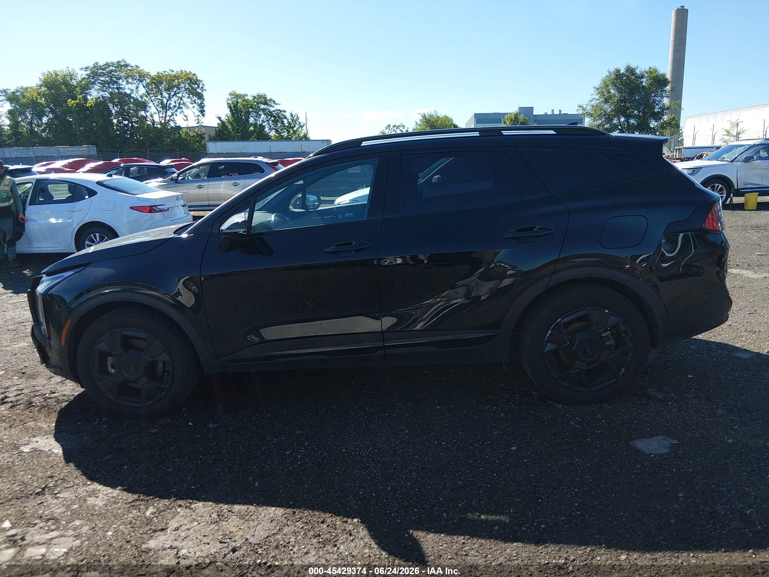 2026 KIA SPORTAGE X-LINE