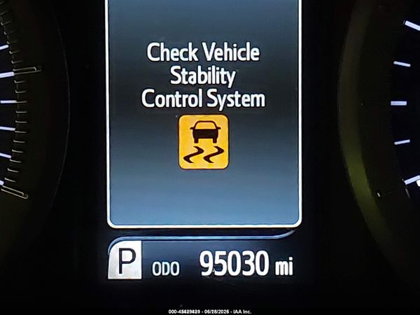 2017 TOYOTA SIENNA — I118