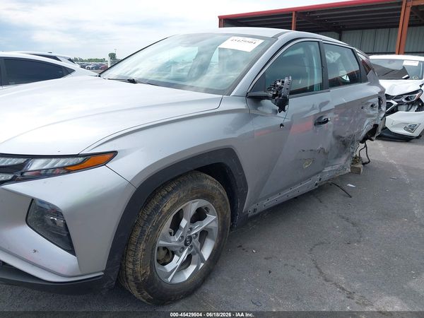 2022 HYUNDAI TUCSON SE