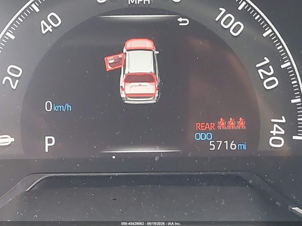 2025 TOYOTA RAV4 XLE