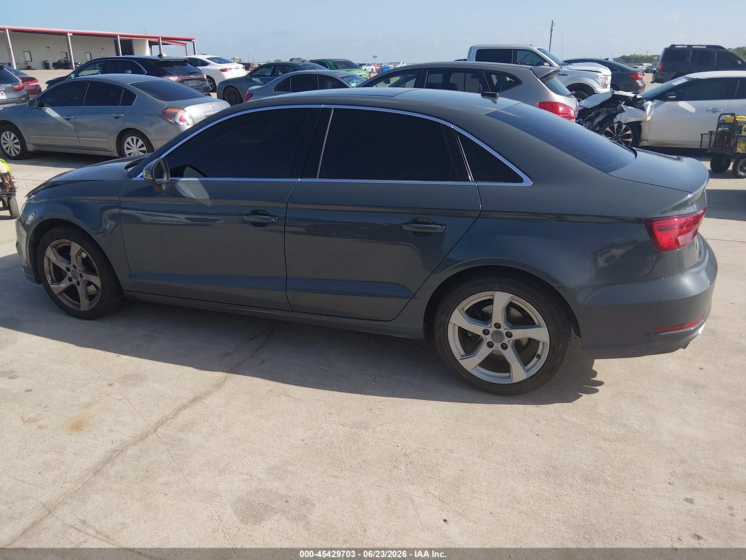 2019 AUDI A3 40 PREMIUM