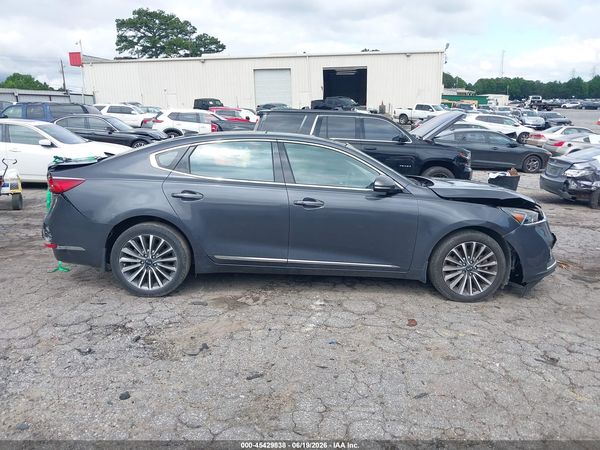 2017 KIA CADENZA PREMIUM