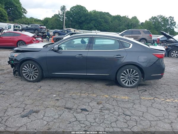 2017 KIA CADENZA