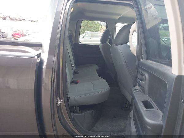 2017 RAM 1500 TRADESMAN  4X2 6'4 BOX