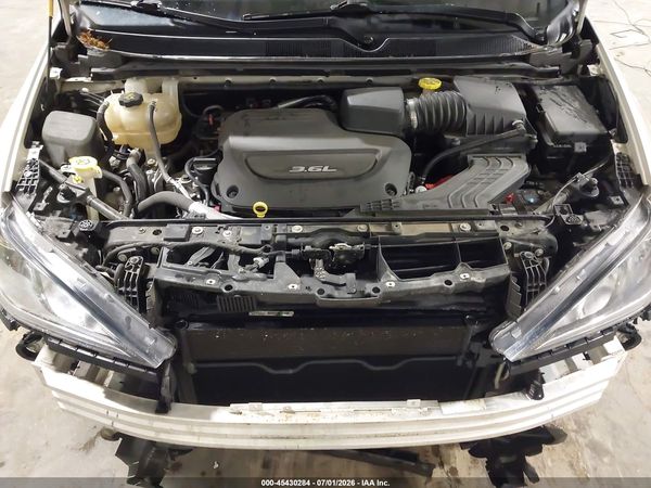 2017 CHRYSLER PACIFICA TOURING-L PLUS — I10