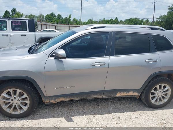 2019 JEEP CHEROKEE LATITUDE FWD