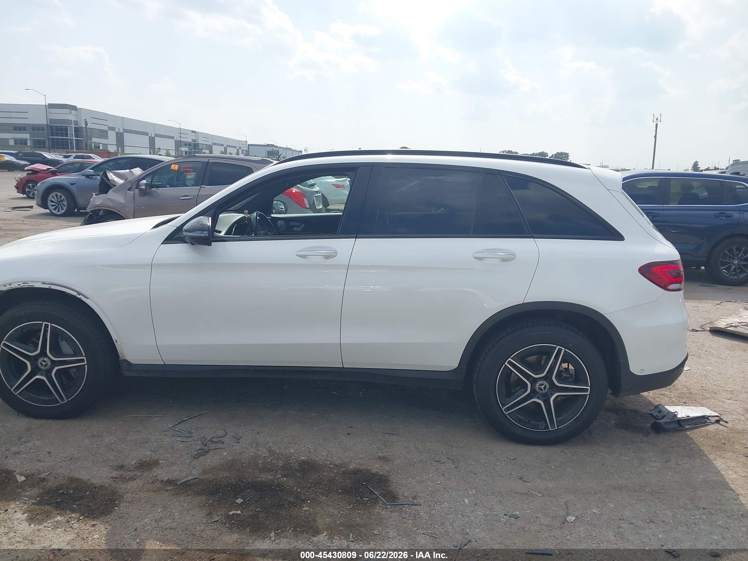 2021 MERCEDES-BENZ GLC 300 4MATIC SUV