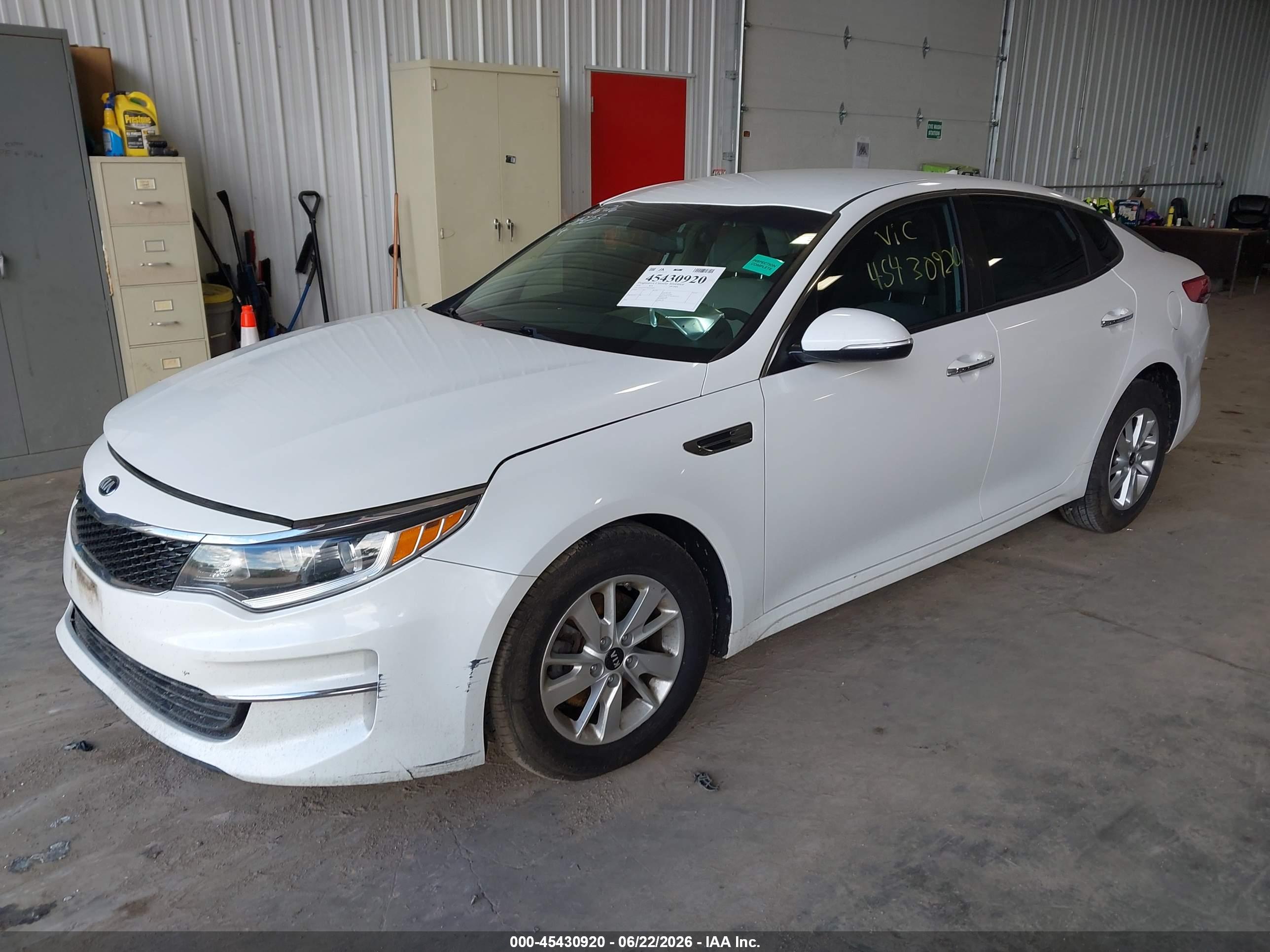 2016 KIA OPTIMA LX