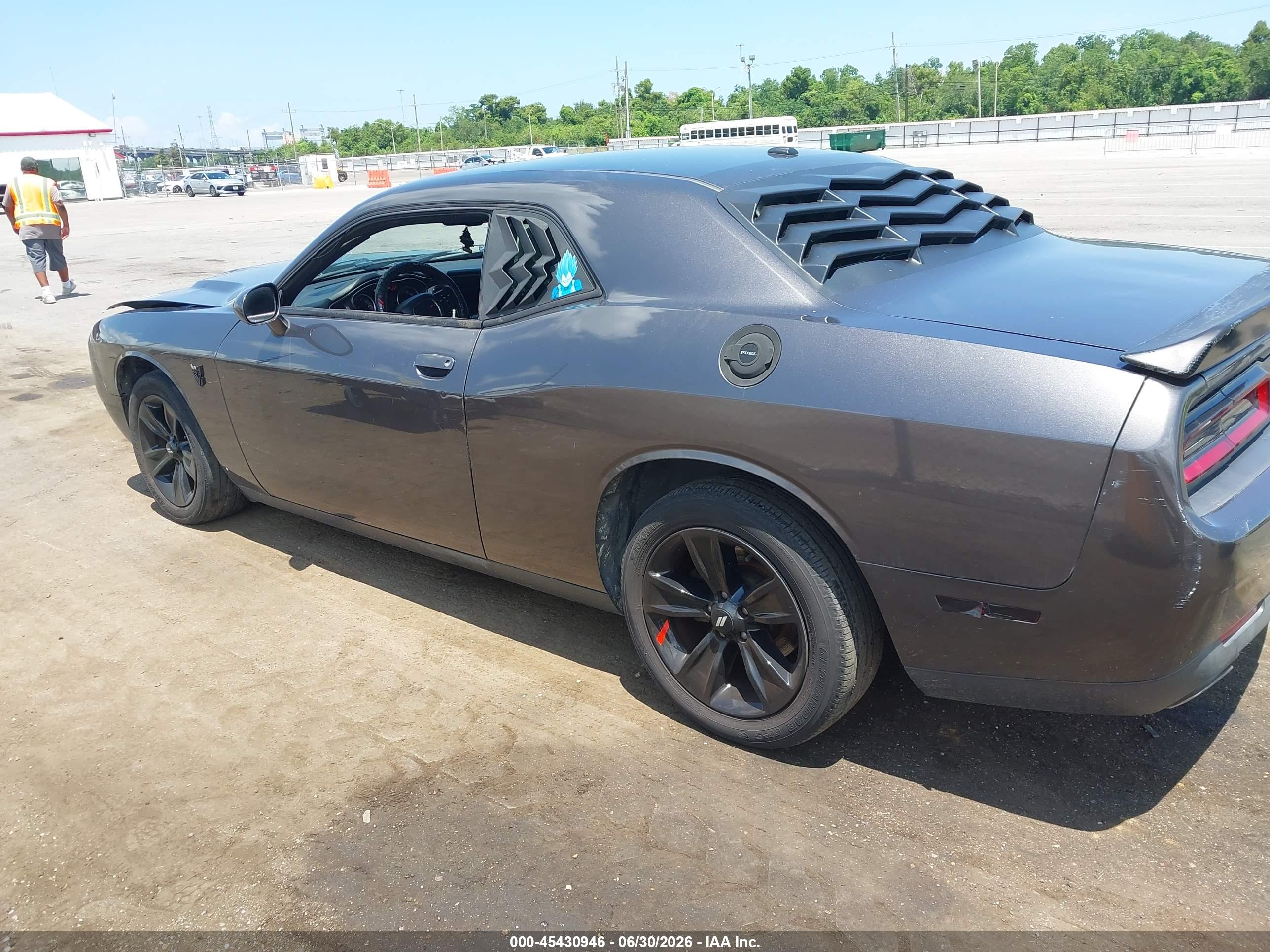 2016 DODGE CHALLENGER SXT