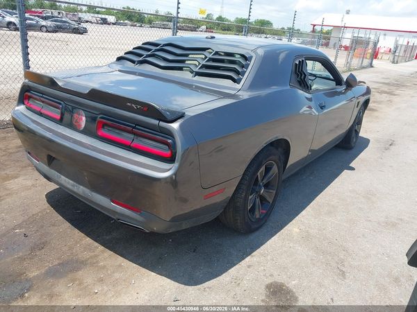 2016 DODGE CHALLENGER SXT