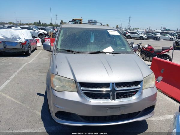 2014 DODGE GRAND CARAVAN SXT — I6
