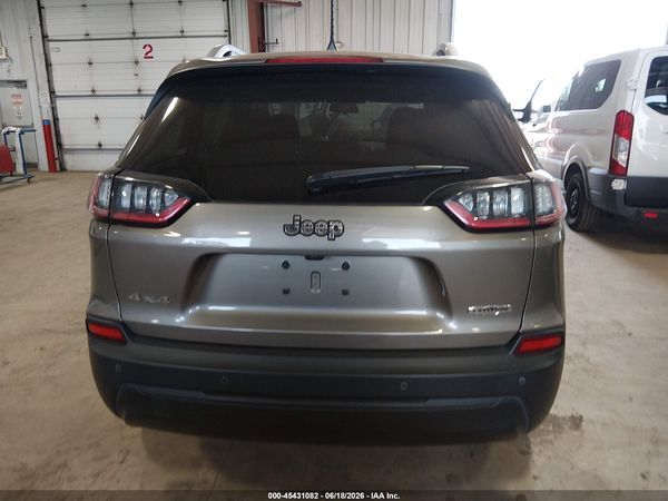 2019 JEEP CHEROKEE LATITUDE 4X4