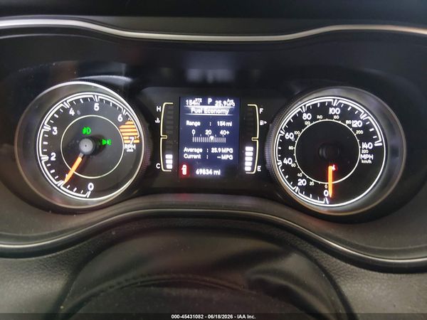 2019 JEEP CHEROKEE LATITUDE 4X4