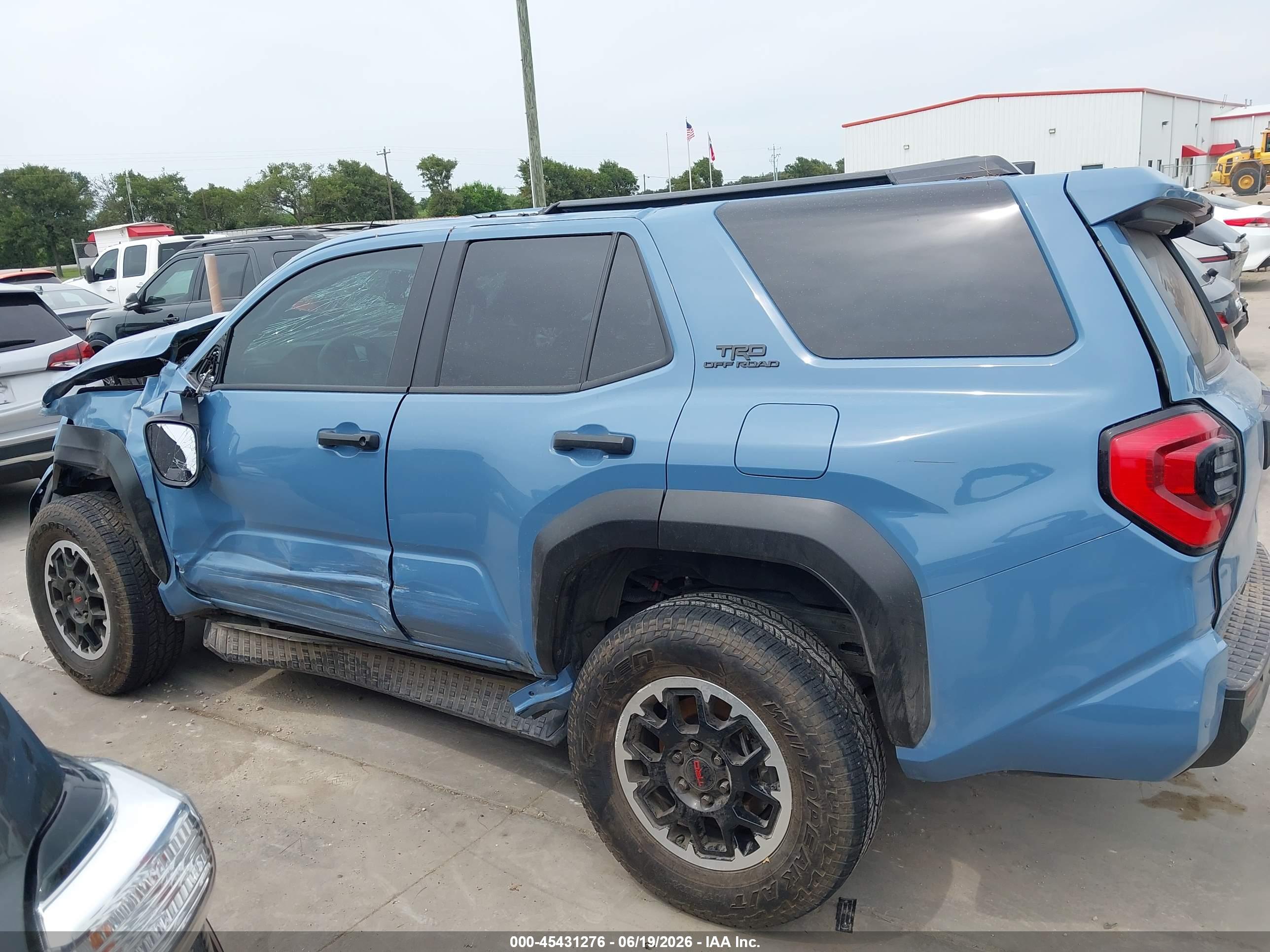 2025 TOYOTA 4RUNNER TRD OFF ROAD PREMIUM