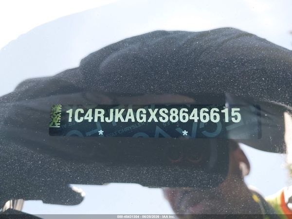 2025 JEEP GRAND CHEROKEE L LAREDO X 4X4