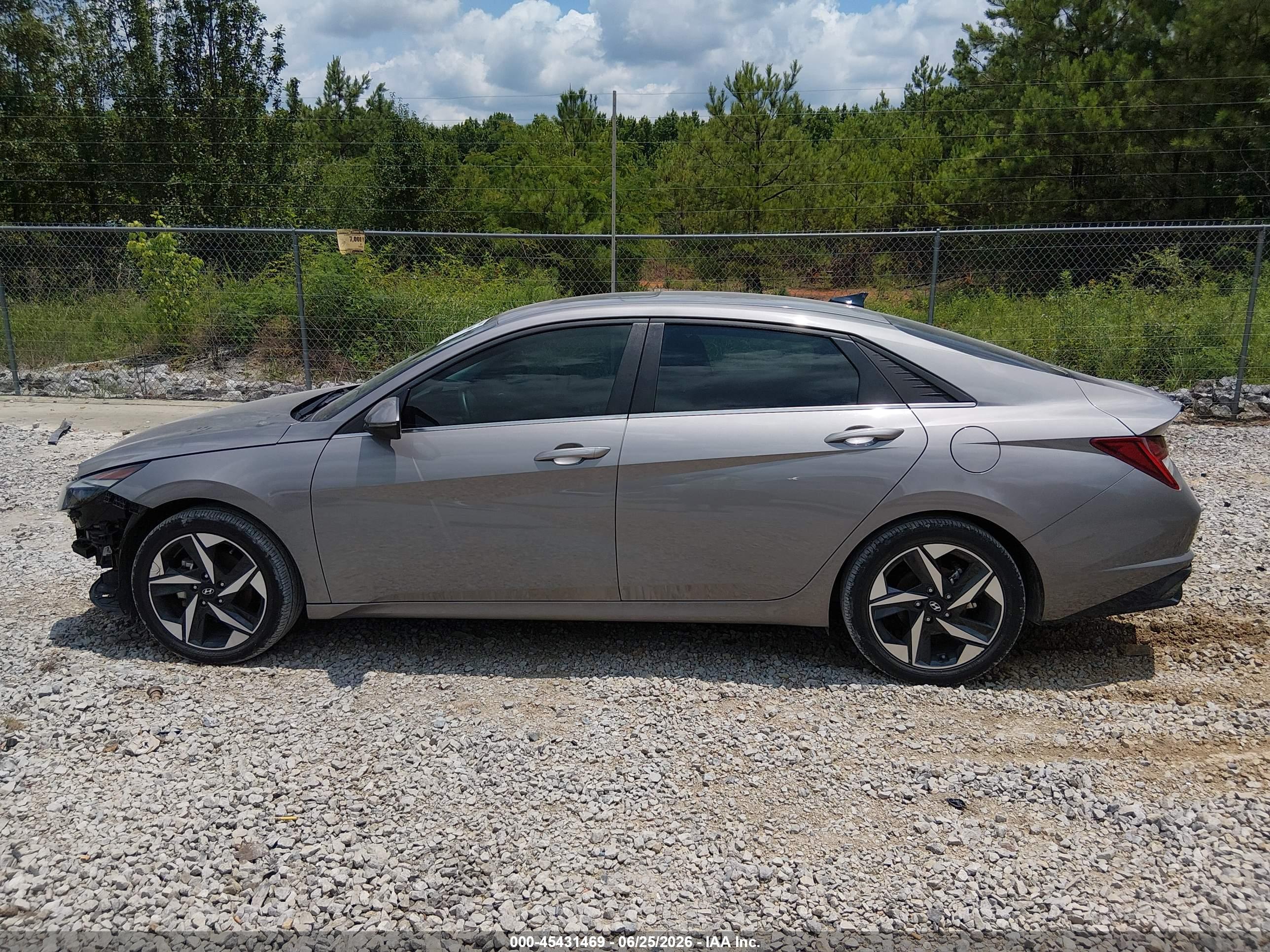 2022 HYUNDAI ELANTRA LIMITED