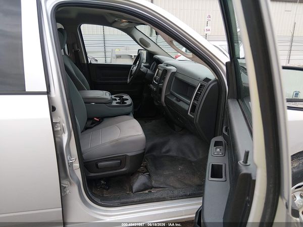 2017 RAM 1500 TRADESMAN  4X2 6'4 BOX