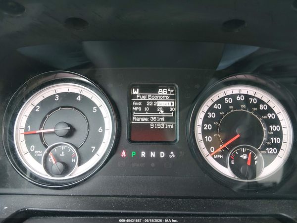 2017 RAM 1500 TRADESMAN  4X2 6'4 BOX
