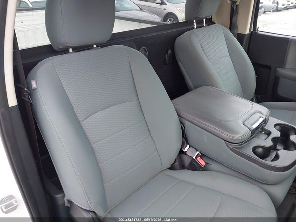 2017 RAM 1500 TRADESMAN  4X2 8' BOX