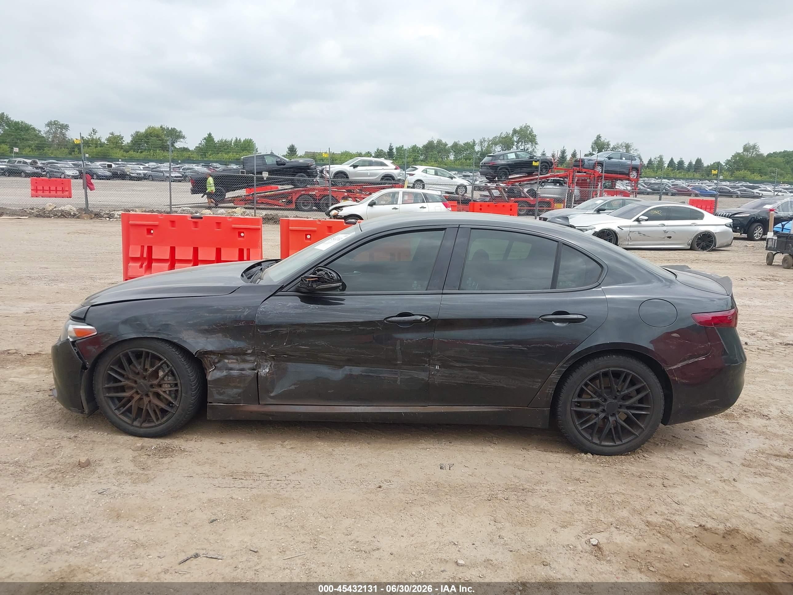 2017 ALFA ROMEO GIULIA RWD