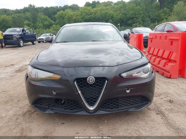 2017 ALFA ROMEO GIULIA RWD