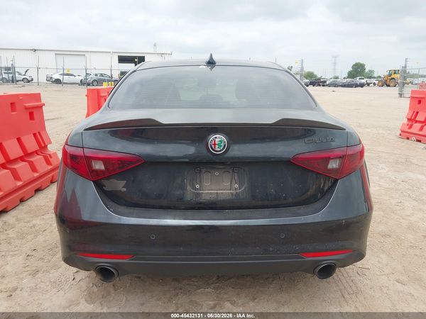 2017 ALFA ROMEO GIULIA RWD