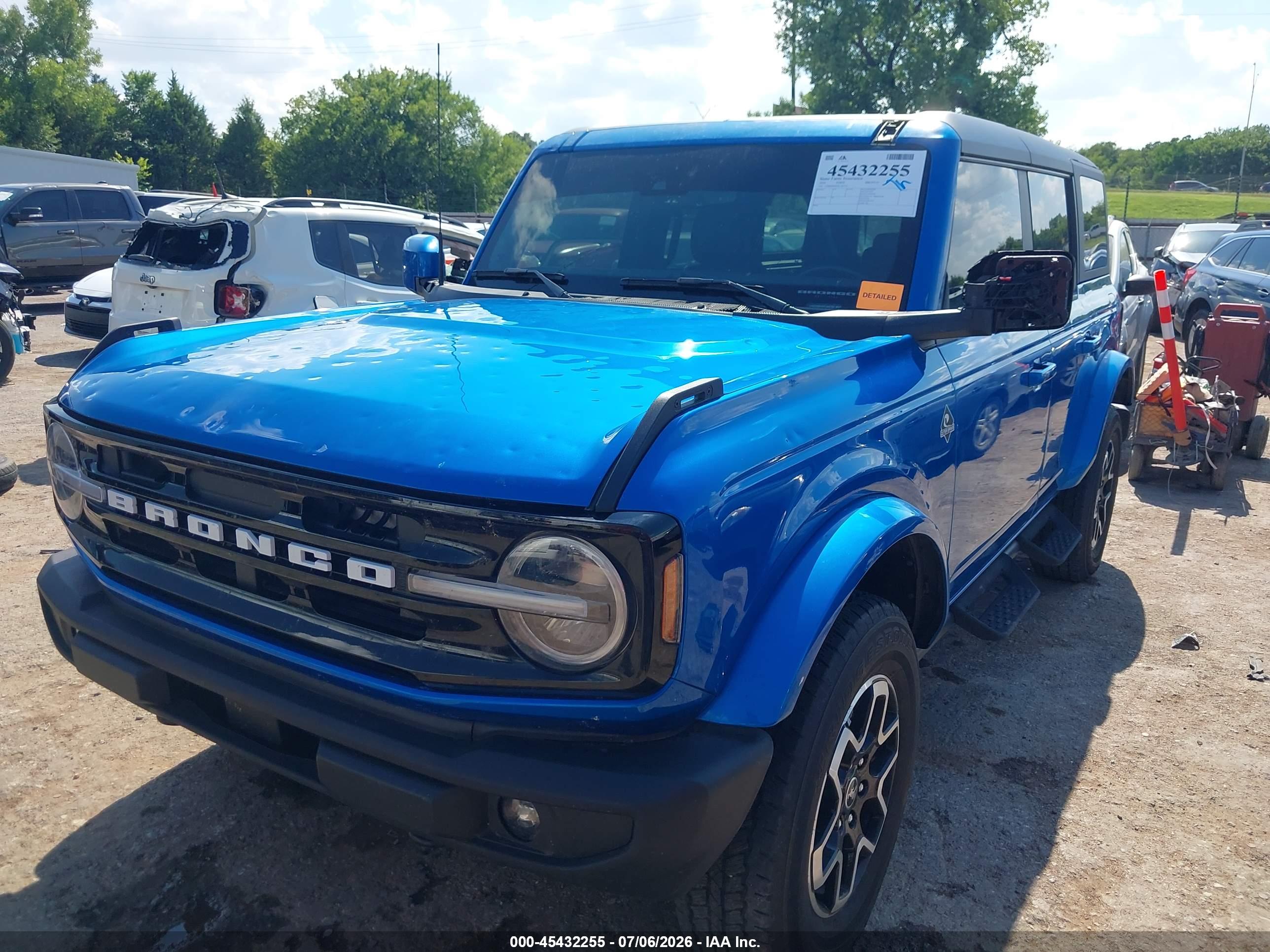 2024 FORD BRONCO OUTER BANKS — I2