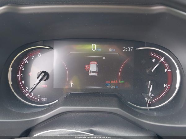 2023 TOYOTA RAV4 XLE