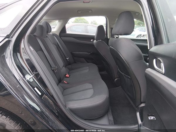 2023 KIA K5 LXS