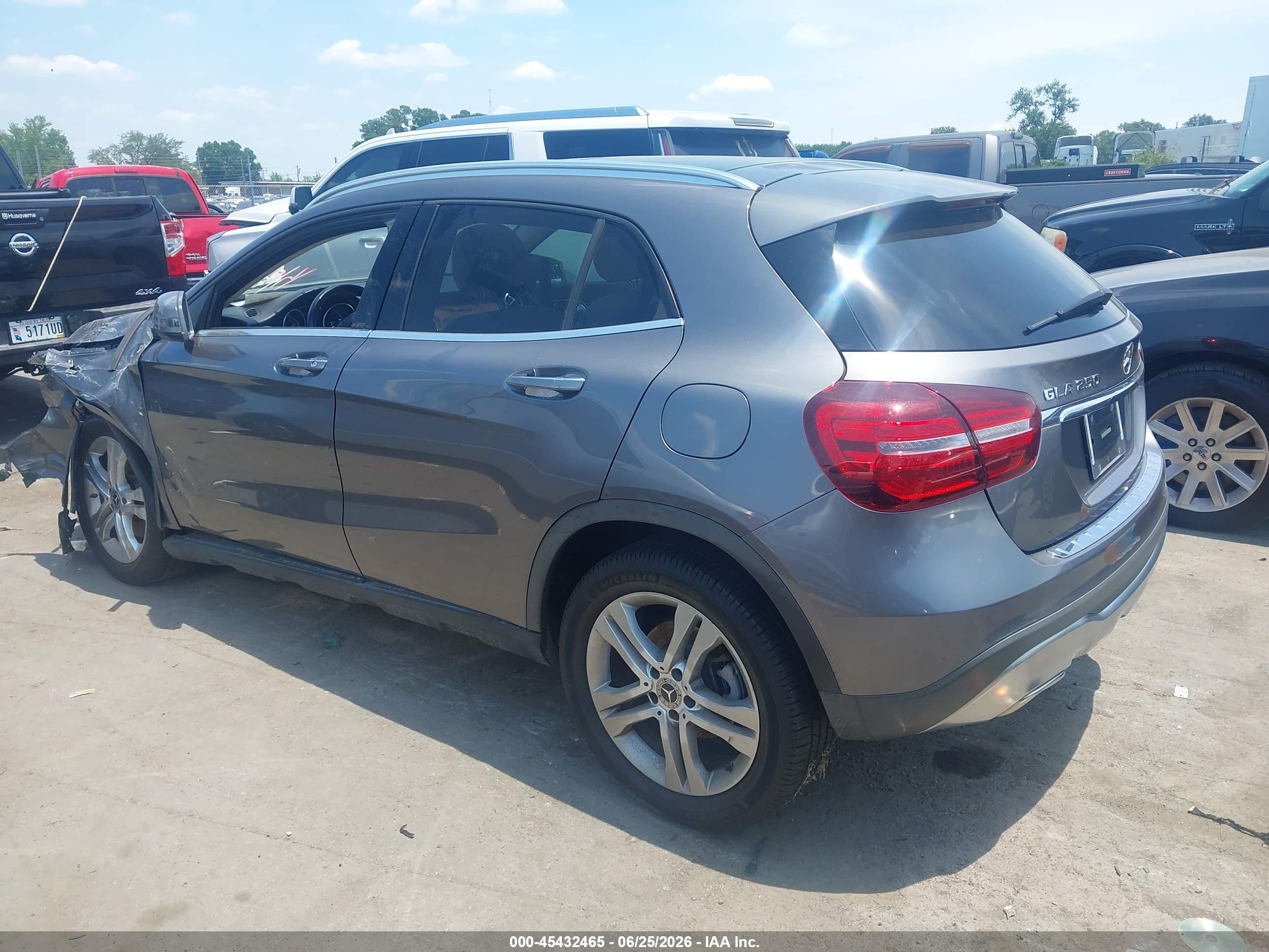 2019 MERCEDES-BENZ GLA 250 4MATIC