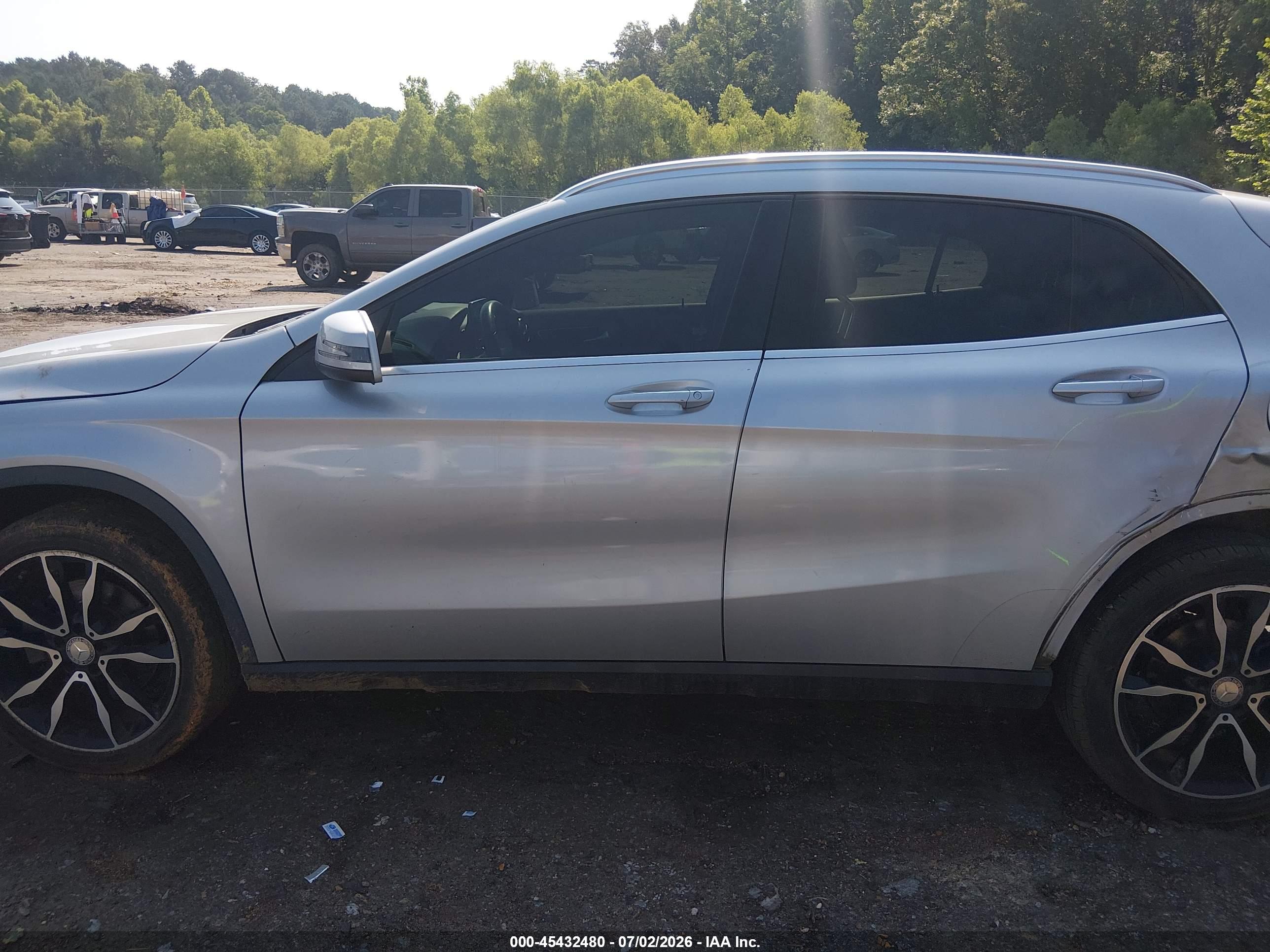 2016 MERCEDES-BENZ GLA 250 GLA250