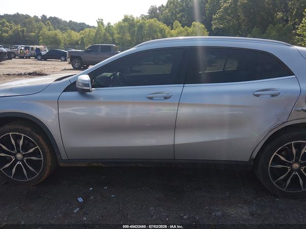 2016 MERCEDES-BENZ GLA 250 GLA250