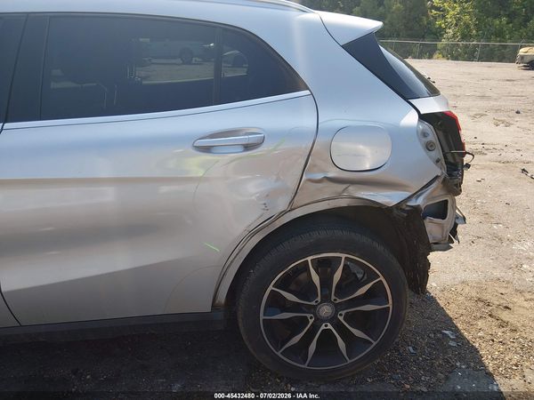 2016 MERCEDES-BENZ GLA 250 GLA250