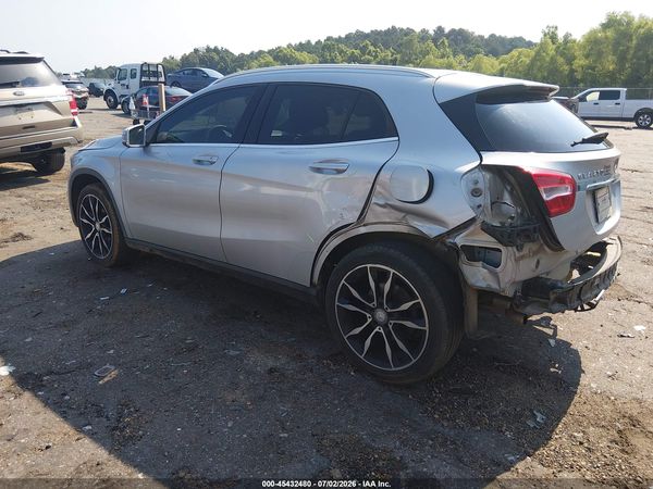 2016 MERCEDES-BENZ GLA 250 GLA250