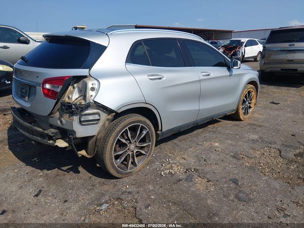 2016 MERCEDES-BENZ GLA 250 GLA250