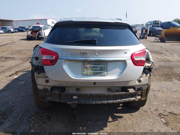 2016 MERCEDES-BENZ GLA 250 GLA250