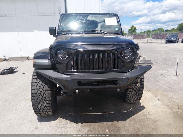 2019 JEEP WRANGLER UNLIMITED SAHARA 4X4