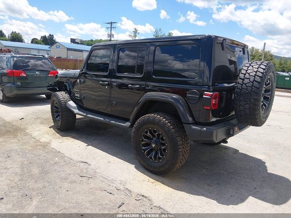 2019 JEEP WRANGLER UNLIMITED SAHARA 4X4