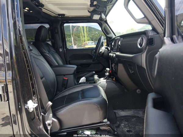 2019 JEEP WRANGLER UNLIMITED SAHARA 4X4