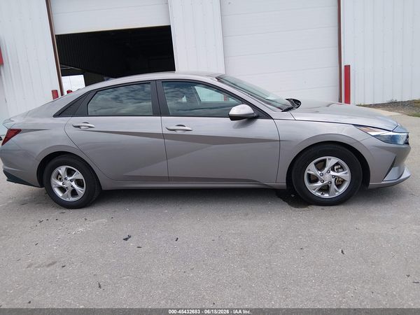 2023 HYUNDAI ELANTRA SE