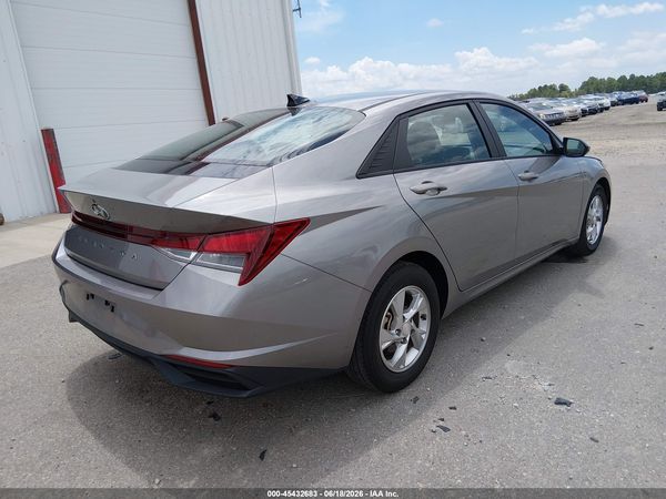 2023 HYUNDAI ELANTRA SE