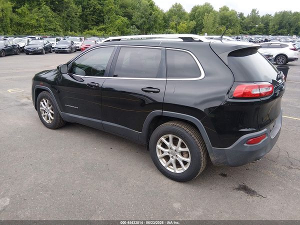 2017 JEEP CHEROKEE LATITUDE FWD