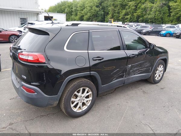 2017 JEEP CHEROKEE LATITUDE FWD