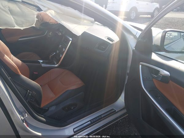 2016 VOLVO S60 T5 DRIVE-E PREMIER