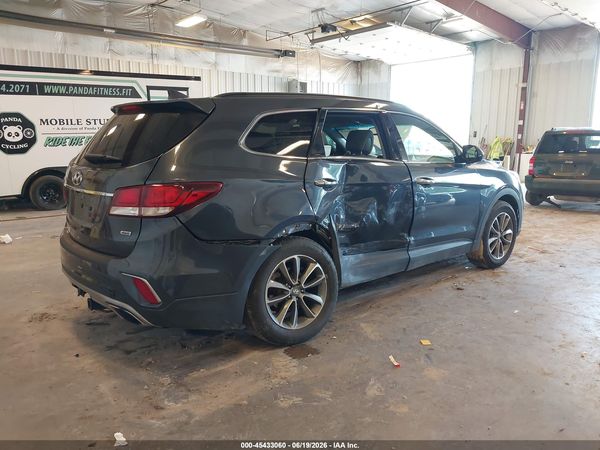 2017 HYUNDAI SANTA FE SE