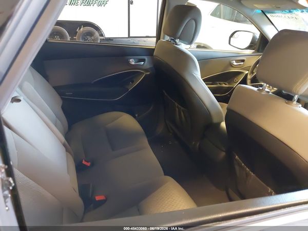 2017 HYUNDAI SANTA FE SE