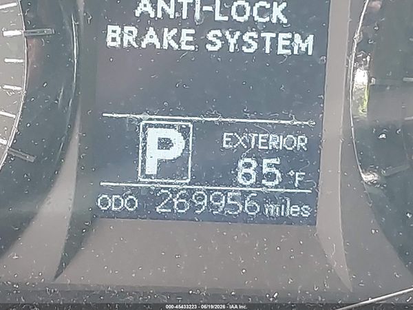 2017 TOYOTA SIENNA LE 8 PASSENGER