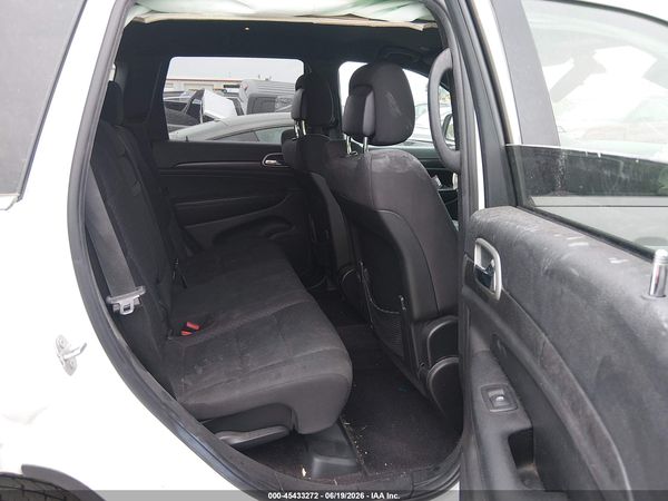 2018 JEEP GRAND CHEROKEE LAREDO 4X2