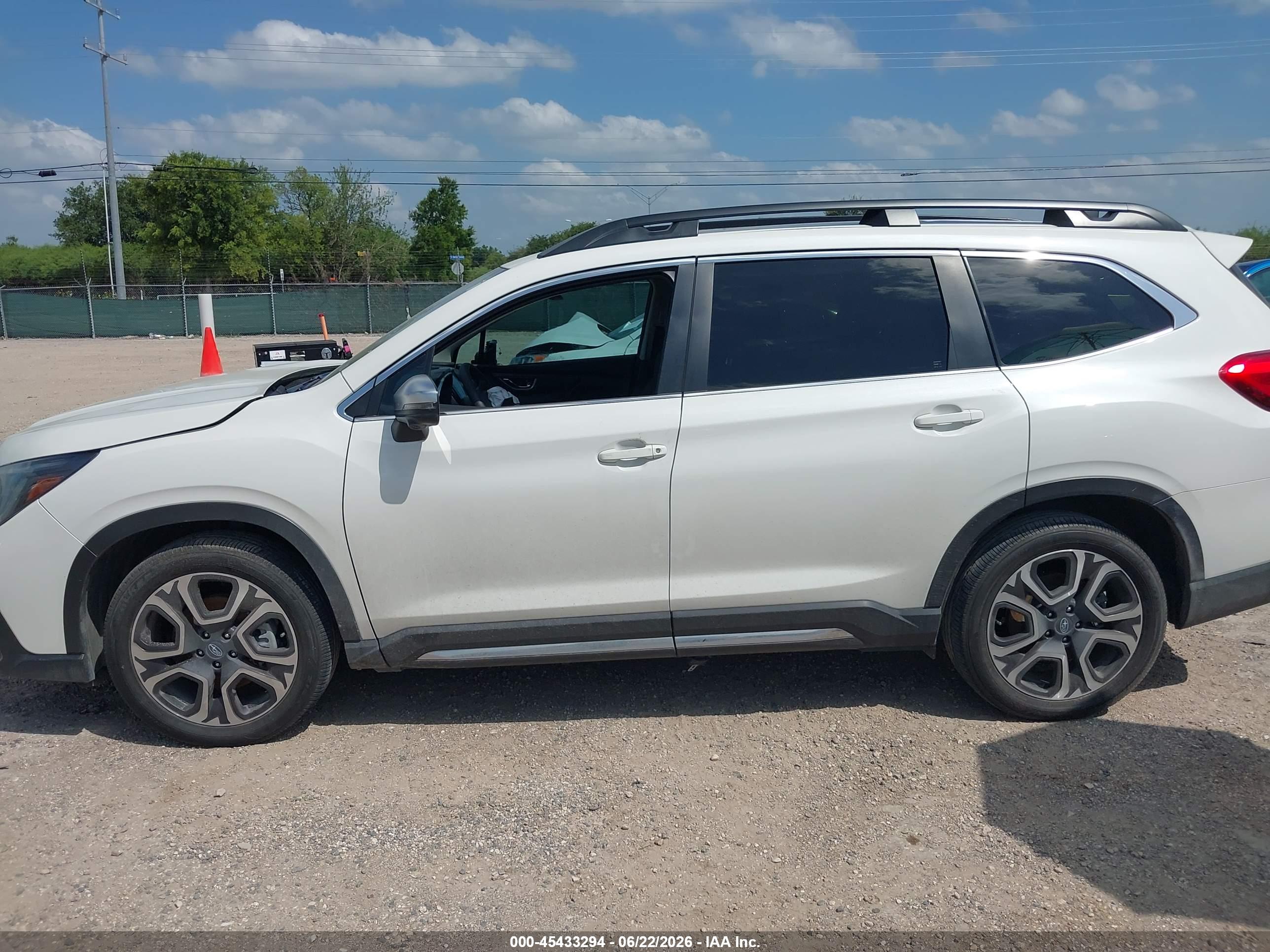 2023 SUBARU ASCENT LIMITED 8-PASSENGER